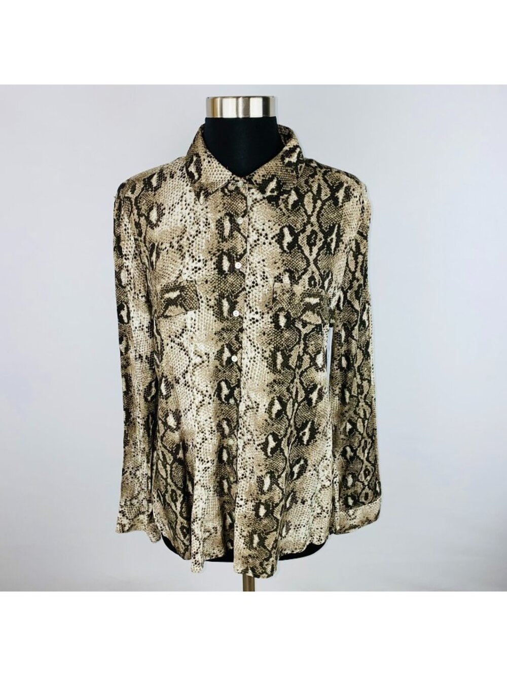 Alexander Jordan Stitch Fix Womens Medium M Snakeskin Button Down Shirt New